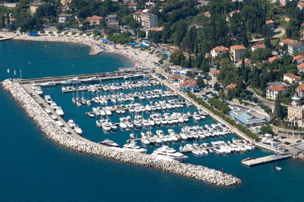 Apartment Koric Ічичі Екстер'єр фото